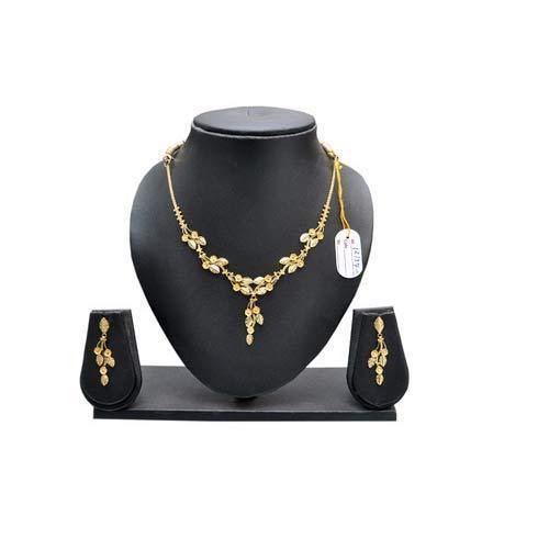 Party Wear Gold Necklace Set Gender: Women'S