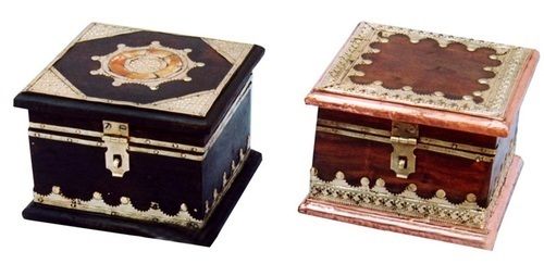 Sturdiness Wooden Jewellery Boxes Age Group: Suitable For All