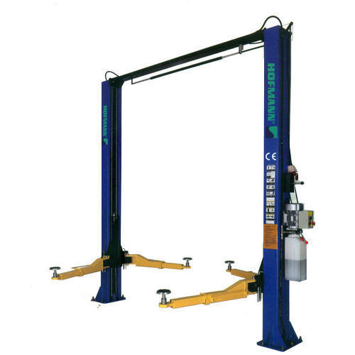 Durable Two Post Lift Load Capacity: 3500  Kilograms (Kg)