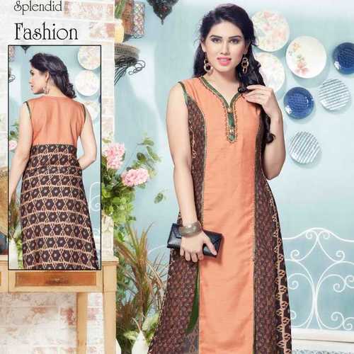 Designer Sleeveless Ladies Kurtis