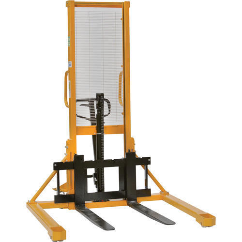 Material Handling Lifts - 1-2 Ton Capacity, 20 Feet Maximum Lifting Height | Polished Finish, 1500 kg Rated Loading Capacity