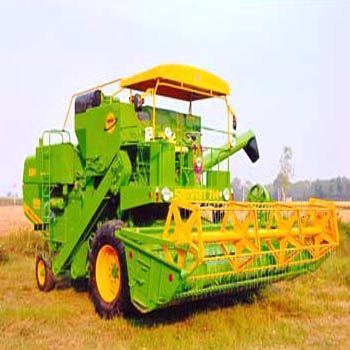 Self Propelled Combine Harvester