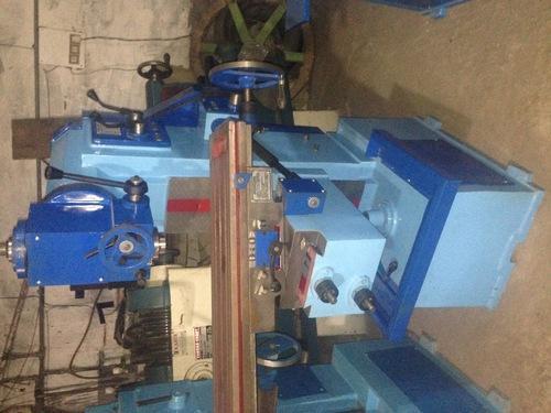 vertical milling machine