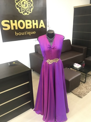 Mesmerizing Design Wedding Dress By Shobha Boutique