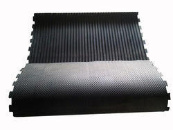 Checked Top Grooved Bottom Interlocking Mat