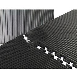 Hammer Top Grooved Bottom Interlocking Mat