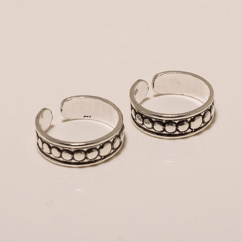 Solid Sterling Silver Designer Dot Toe Rings (2.96)