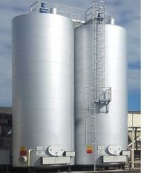 Cylindrical Vertical Storage Tank