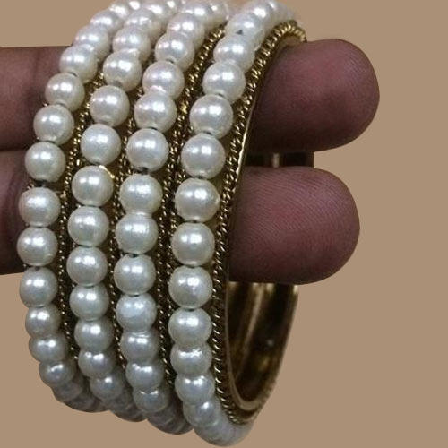 Optimum Quality Pearl Bangles Gender: Female