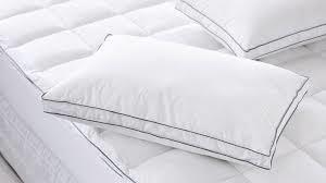 White Color Quilts And Pillow