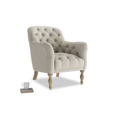 Fine Finish Stylish Chairs