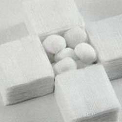 White Absorbent Gauze Swab