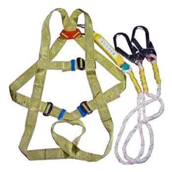 सुरक्षा बेल्ट और जाल