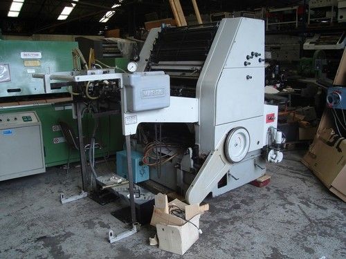 Roland Favorit Printing Machine Dimension(L*W*H): 265 X 185 X H 185 Cm  Centimeter (Cm)