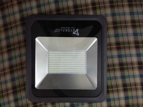 सिस्का एलईडी फ्लड लाइट (90W) 