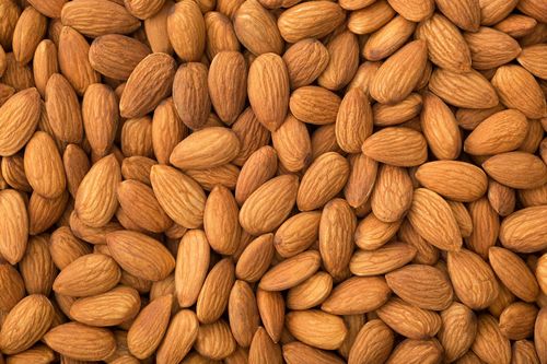 Fresh Californian Almonds Regular Grade: Standered