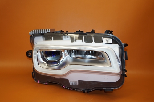 Optimum Quality Car Headlight