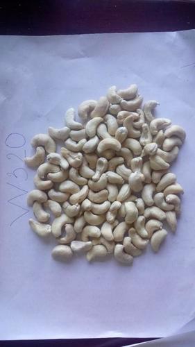 Raw Processed Cashew Nuts (W320)