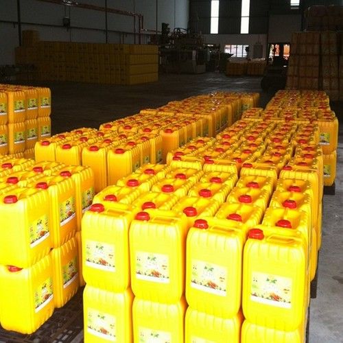 100% Pure and Refined Edible Sunflower Cooking Oil