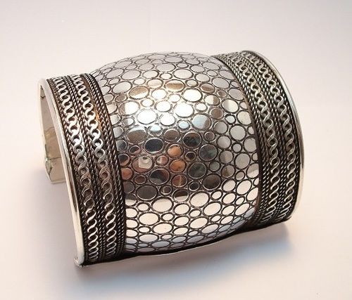 Attractive Handmade Brass Cuff