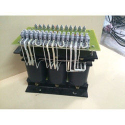 Multi Tapping Auto Transformer - 450V Three Phase, Durable and Corrosion Resistant Design