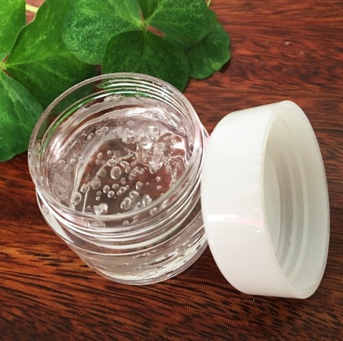 साइक्लोपेंटासिलोक्सेन और डाइमेथिकोन क्रॉसपॉलीमर