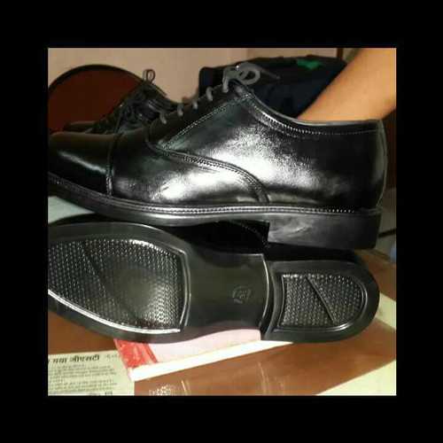 Mukti Mens Leather Shoes