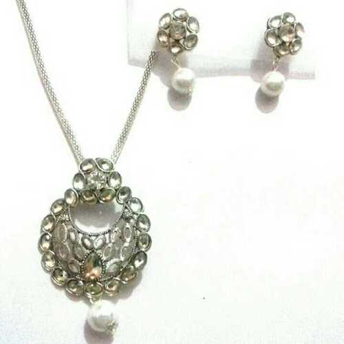 Designer Necklace With Earrings