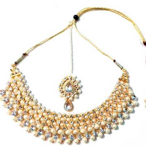 Fashion Necklace Set With Maang Tikka And Earrings