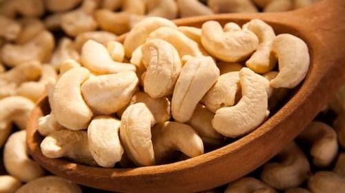 Natural White Cashew Nut - Grades WW240, WW320, WW450 | Roasted Flavor, Dried Processing Style, Maximum 5% Moisture