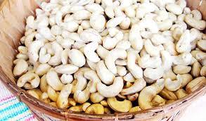 Raw Cashew Nuts W320