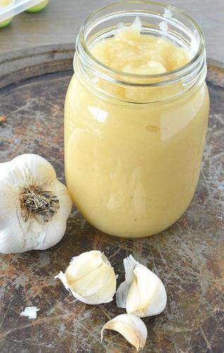 Fresh Organic Garlic Paste