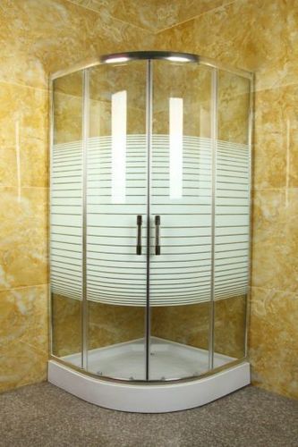 Available In Multicolor Cubical Glass Shower Door