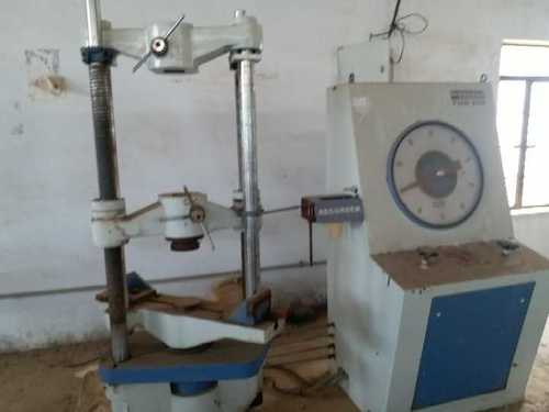 Industrial Universal Testing Machine