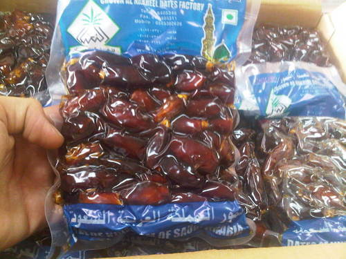 Fresh Packaged Saudi Dates