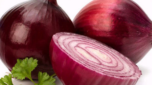 Medium Organic Red Onion