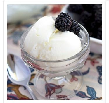 Classic Greek Frozen Yogurt