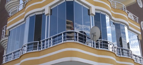Folding Glass Balcony, Building Facade