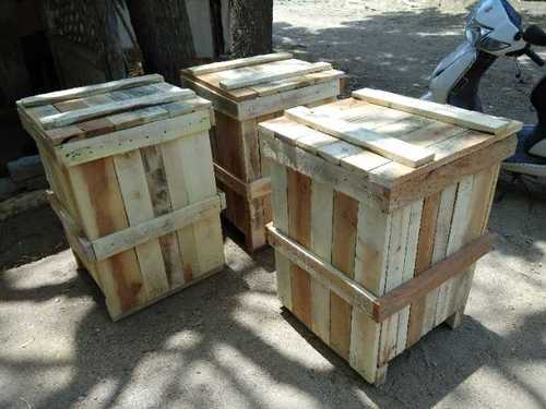 Wooden Packaging Boxes Pack Size: 25-200Kg/Drums