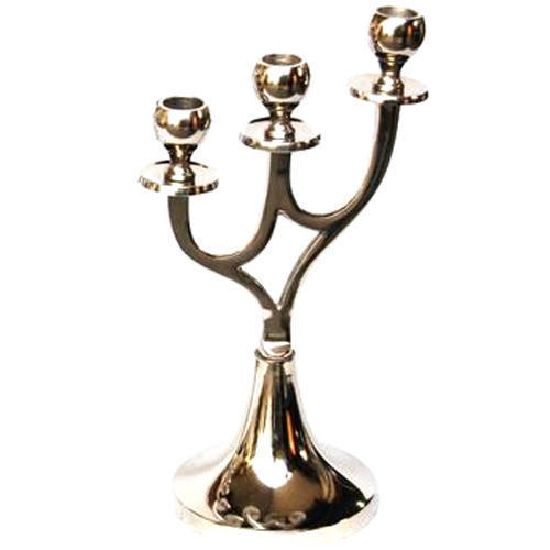 Polished Finish Corrosion Resistant Decorative Candle Holder Stand For Home Decoration