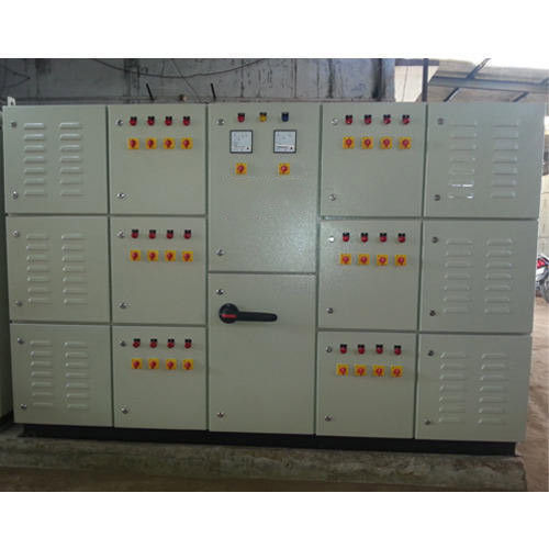 Three Phase Power Distribution Panel - Mild Steel, 50Hz Frequency, 220V Voltage