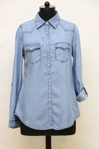 Ladies Casual Denim Shirt Gender: Female