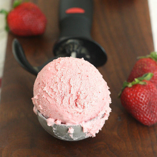 Strawberry Flavor Ice Cream