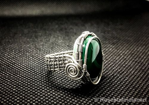 Designer Green Stone Silver Ring Gender: Unisex