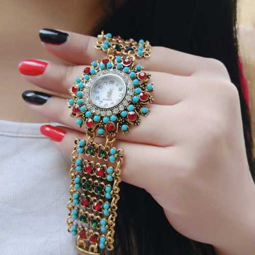 Latest Trendy Wrist Watches