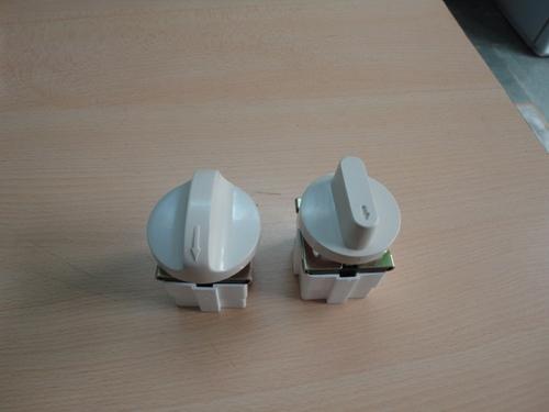 White Finest Quality Rotary Switch Gear