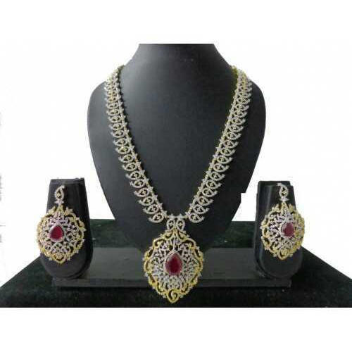 Trendy Artificial Necklace Set