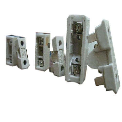 White Highly Demanded Porcelain Fuse Units