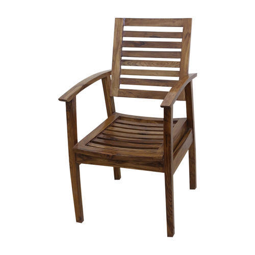  आरामदायक लकड़ी की कुर्सी 