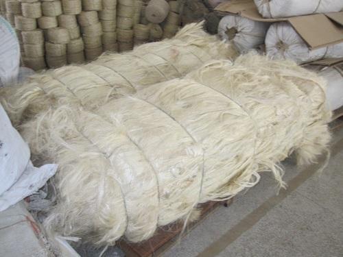 Ug Grade Sisal Fibre Fineness (%): 100%